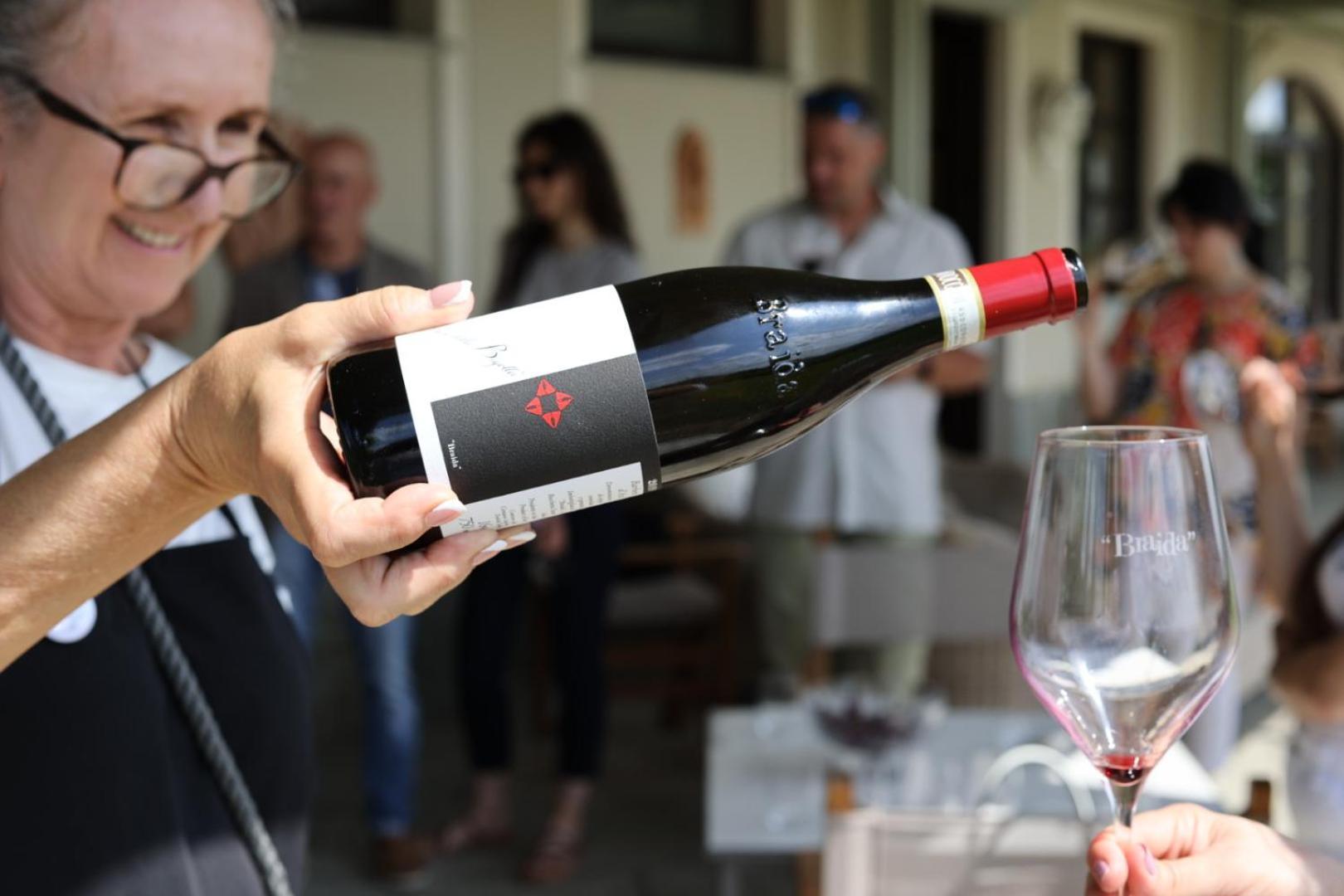 Braida Wine Resort Rocchetta Tanaro Luaran gambar