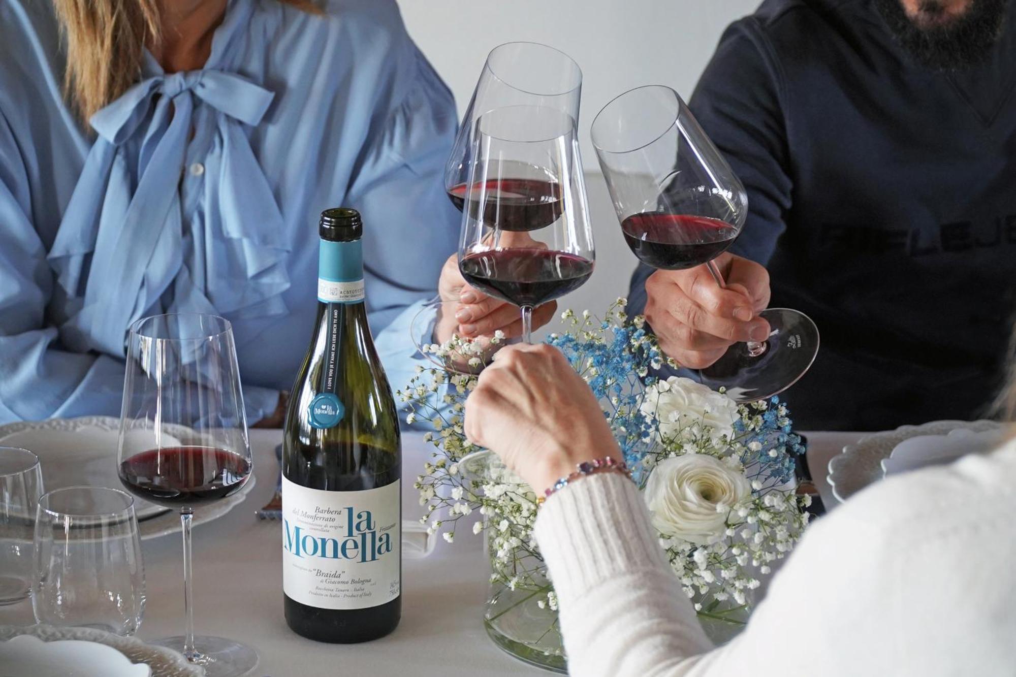 Braida Wine Resort Rocchetta Tanaro Luaran gambar